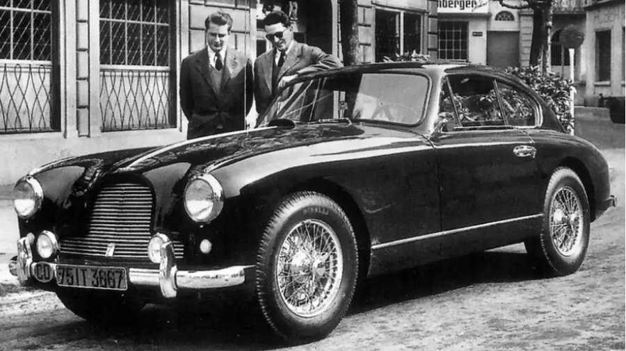 Vous n’imaginerez jamais à qui a appartenu cette Aston Martin