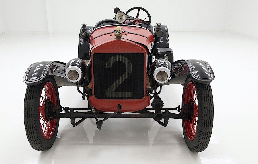 Racing-Spec 1925 Ford Model T Is a Cheap Classic Speedster