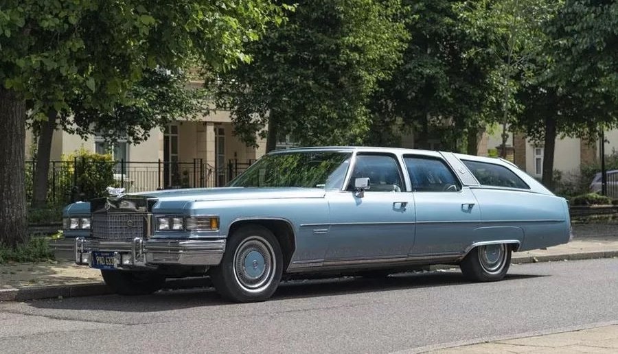 На продажу выставлен универсал Cadillac Castillian Fleetwood Estate 1976 года