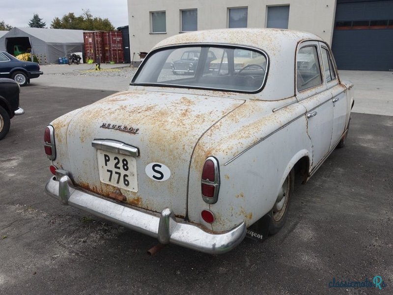 1959 Peugeot 403 in Poland - 4