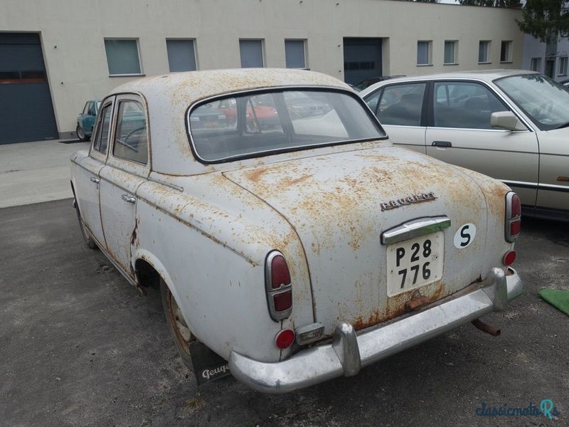 1959 Peugeot 403 in Poland - 3