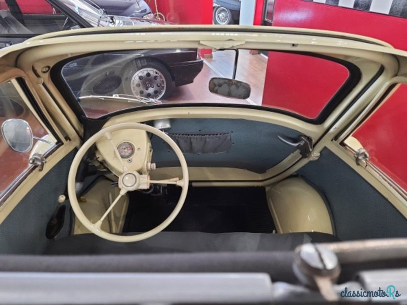 1958 BMW Isetta in Italy - 6