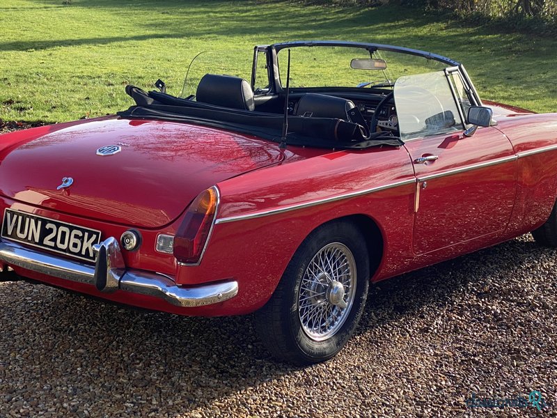 1971 MG Mgb Roadster in Worcestershire - 3