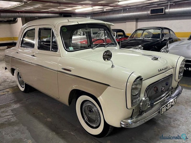 1955 Ford Perfect in Portugal - 4