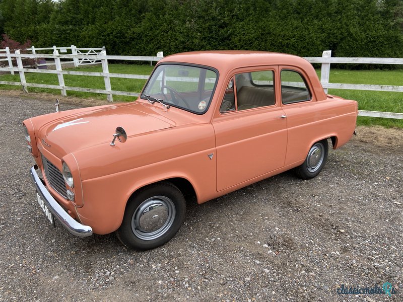 1959 Ford Anglia in Surrey - 5